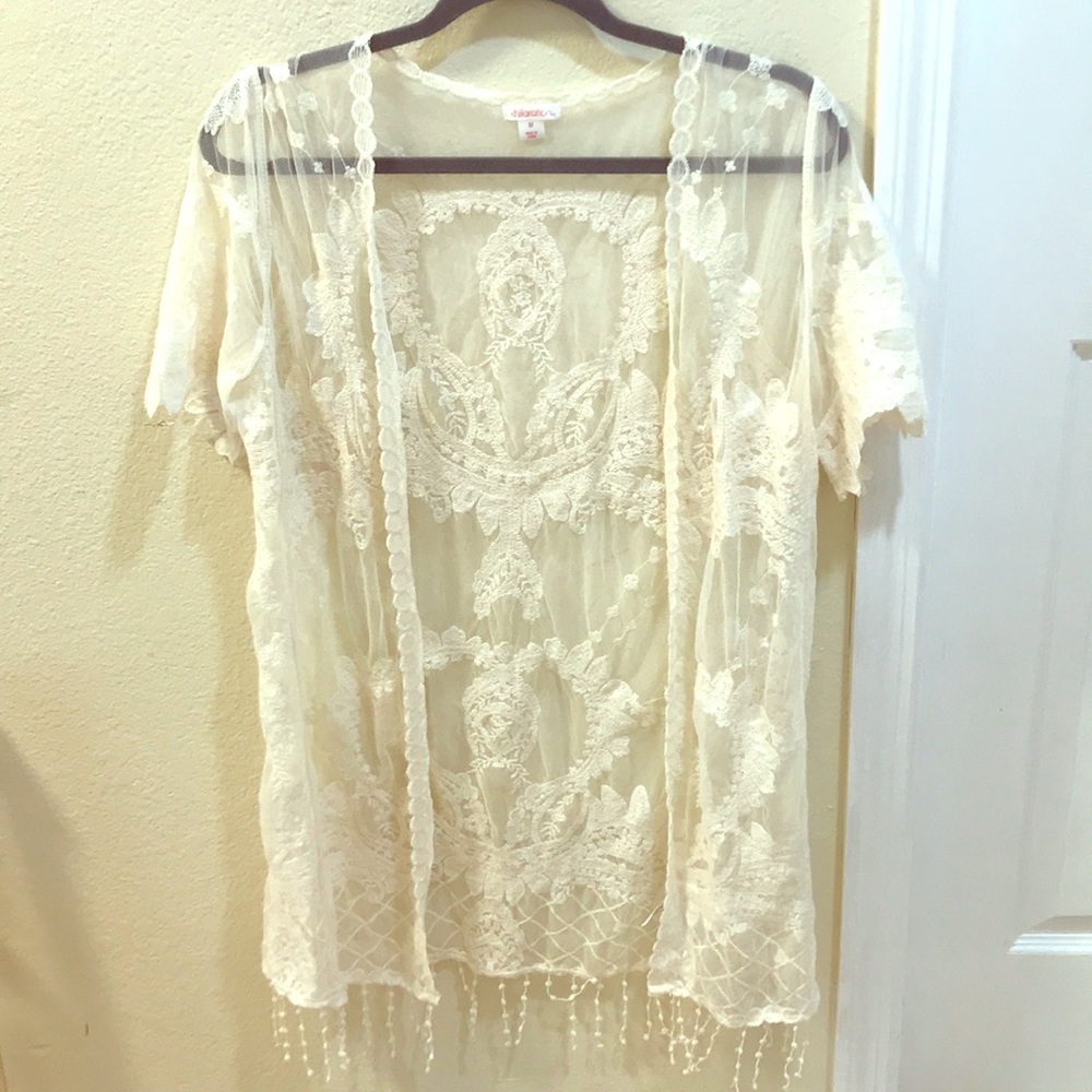 NWOT Beautiful boho lace statement piece